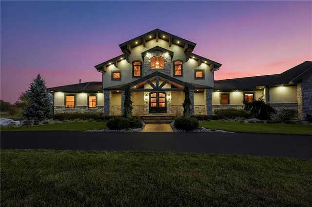 $3,500,000 | 10807 Northwest Tiffany Springs Road, Kansas City, MO 64153