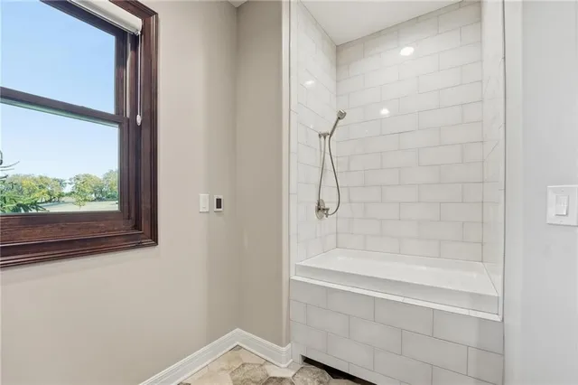 $3,500,000 | 10807 Northwest Tiffany Springs Road, Kansas City, MO 64153