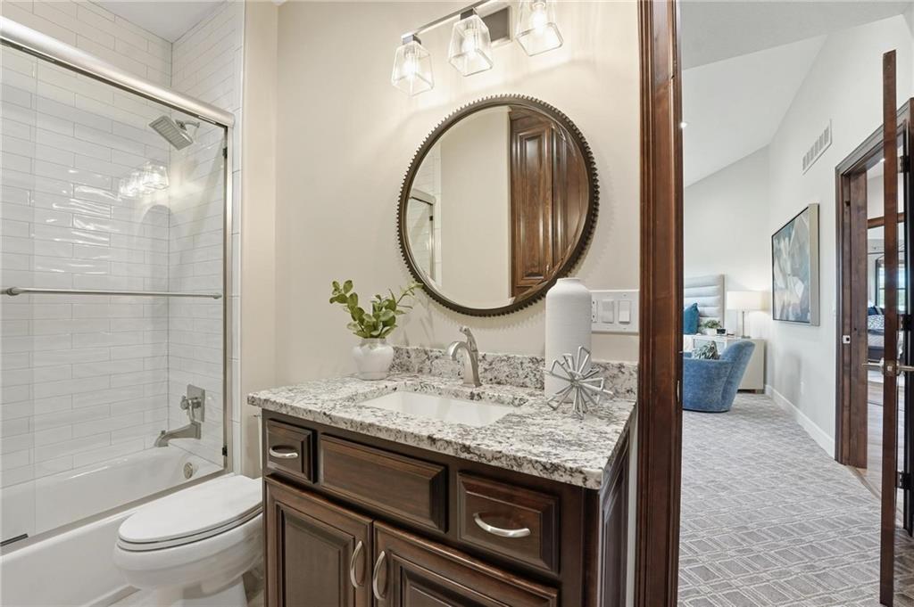 10807 Northwest Tiffany Springs Road Kansas City, MO 64153 - Photo 41 of 99