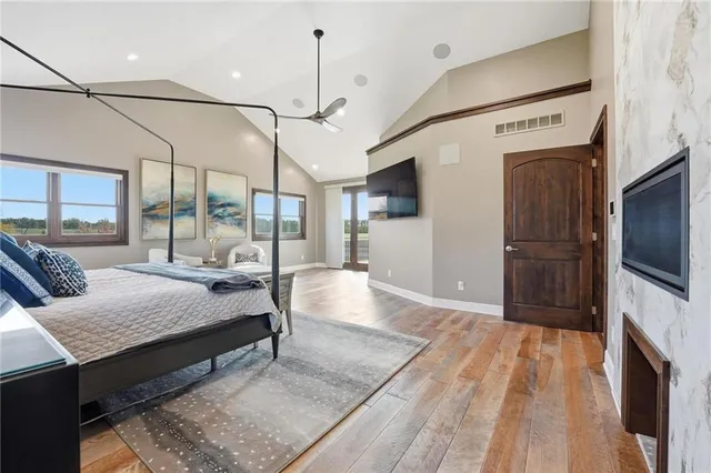$3,500,000 | 10807 Northwest Tiffany Springs Road, Kansas City, MO 64153