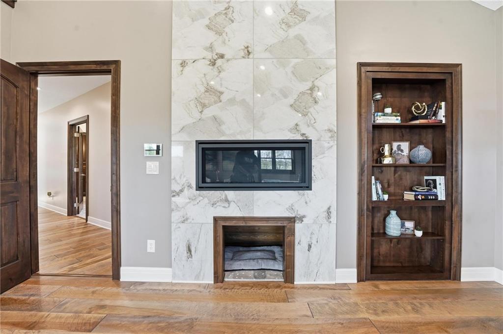 10807 Northwest Tiffany Springs Road Kansas City, MO 64153 - Photo 45 of 99