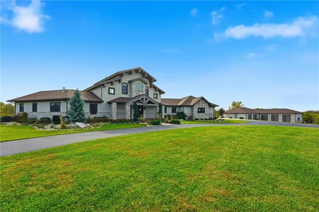 $3,500,000 | 10807 Northwest Tiffany Springs Road, Kansas City, MO 64153