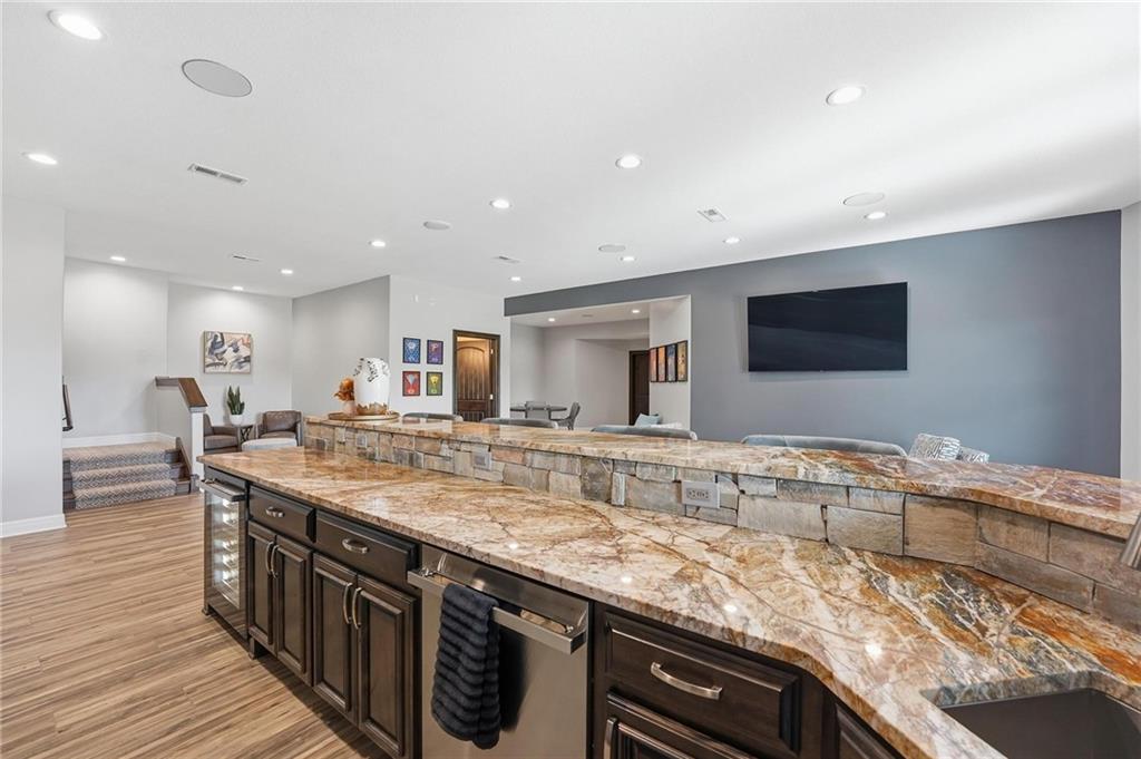 10807 Northwest Tiffany Springs Road Kansas City, MO 64153 - Photo 66 of 99