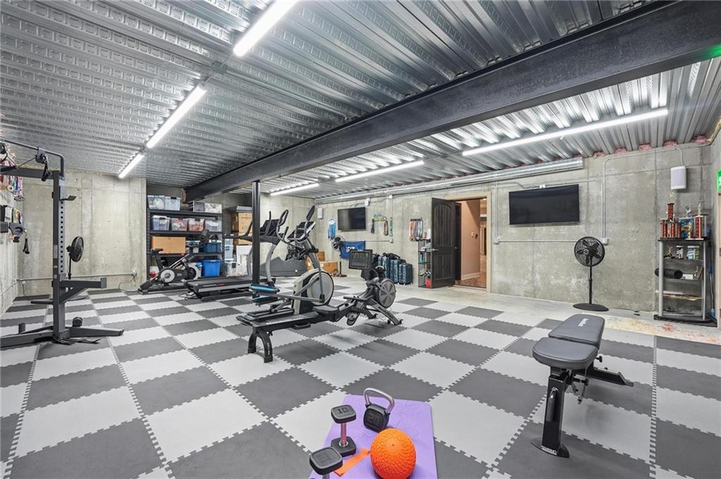 10807 Northwest Tiffany Springs Road Kansas City, MO 64153 - Photo 76 of 99