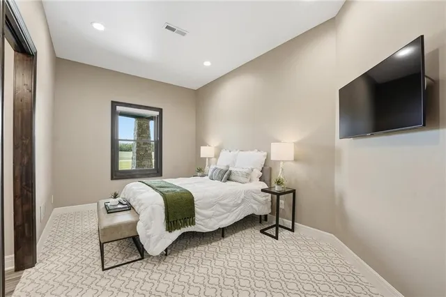 $3,500,000 | 10807 Northwest Tiffany Springs Road, Kansas City, MO 64153