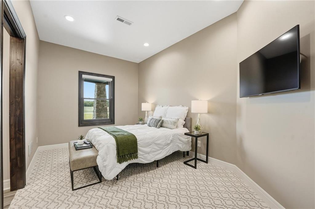 10807 Northwest Tiffany Springs Road Kansas City, MO 64153 - Photo 77 of 99