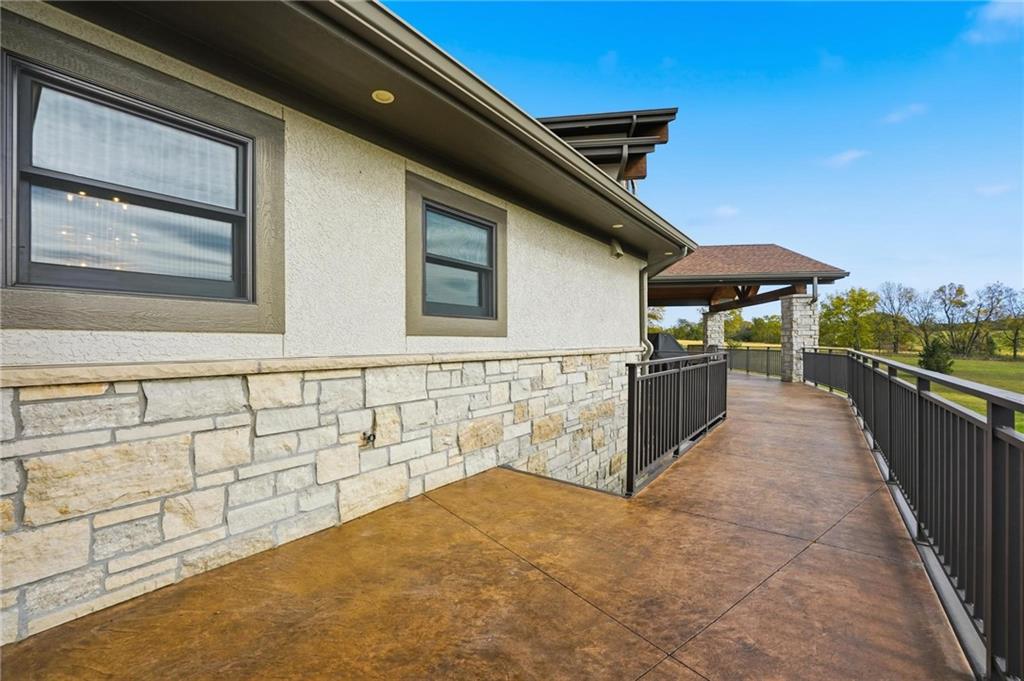 10807 Northwest Tiffany Springs Road Kansas City, MO 64153 - Photo 87 of 99