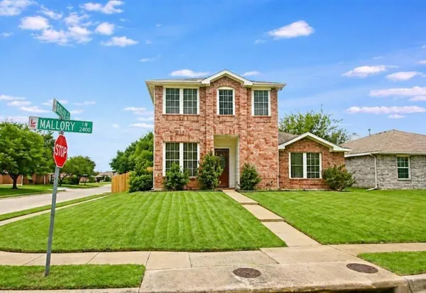 $299,900 | 2471 Mallory Lane, Lancaster, TX 75134