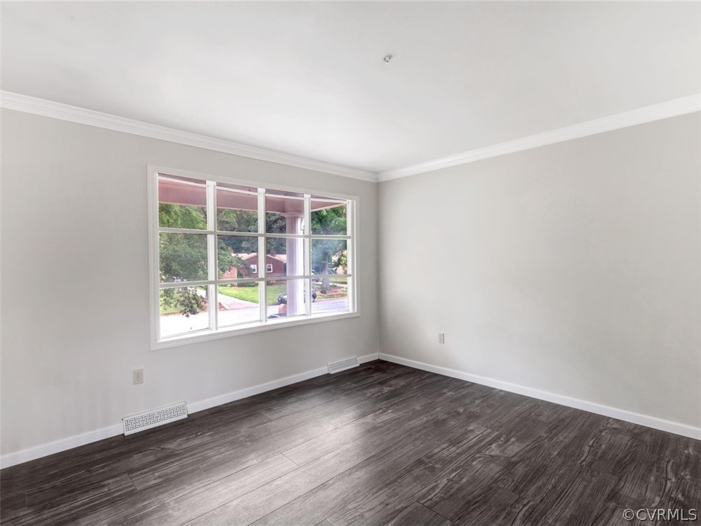 9012 Tweed Road Henrico, VA 23228 - Photo 10 of 31 Gallery Image 10