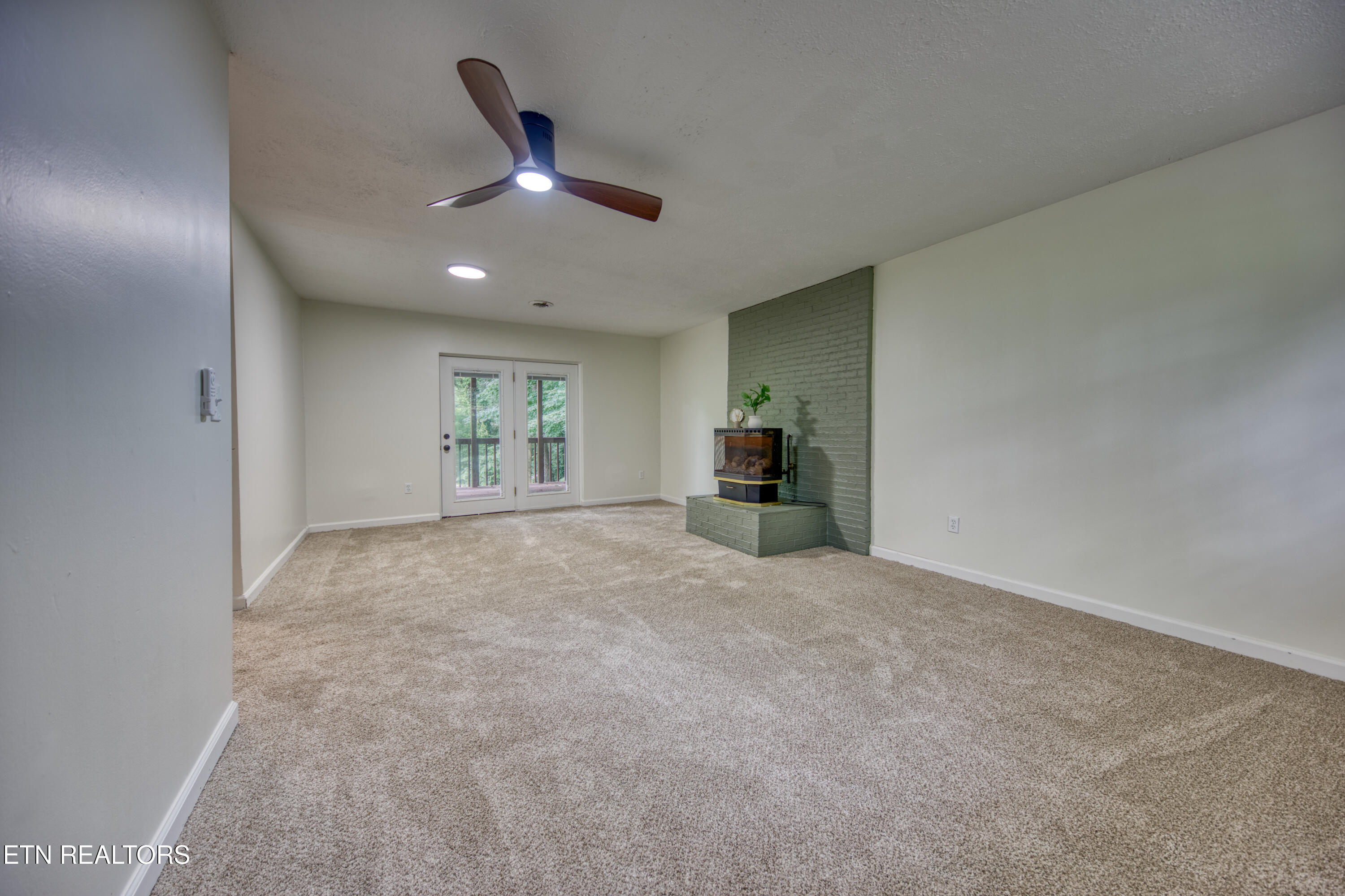 355 Walnut Valley Road Clinton, TN 37716 - Photo 14 of 24 0H3A7339_14