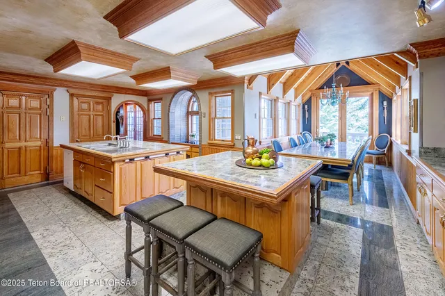 $13,490,000 | 2150 Robinson Lane, Bedford, WY 83112