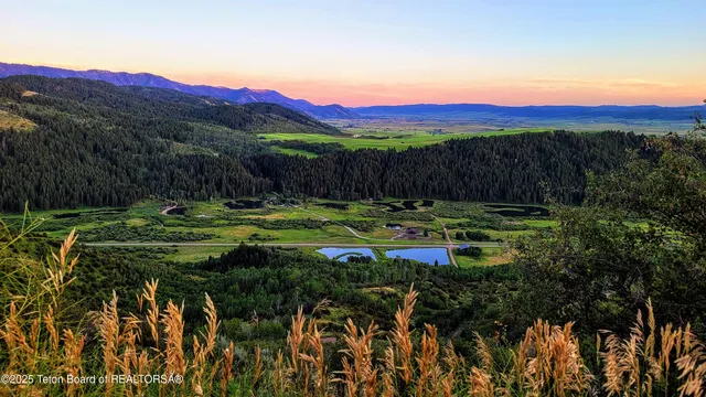 $13,490,000 | 2150 Robinson Lane, Bedford, WY 83112