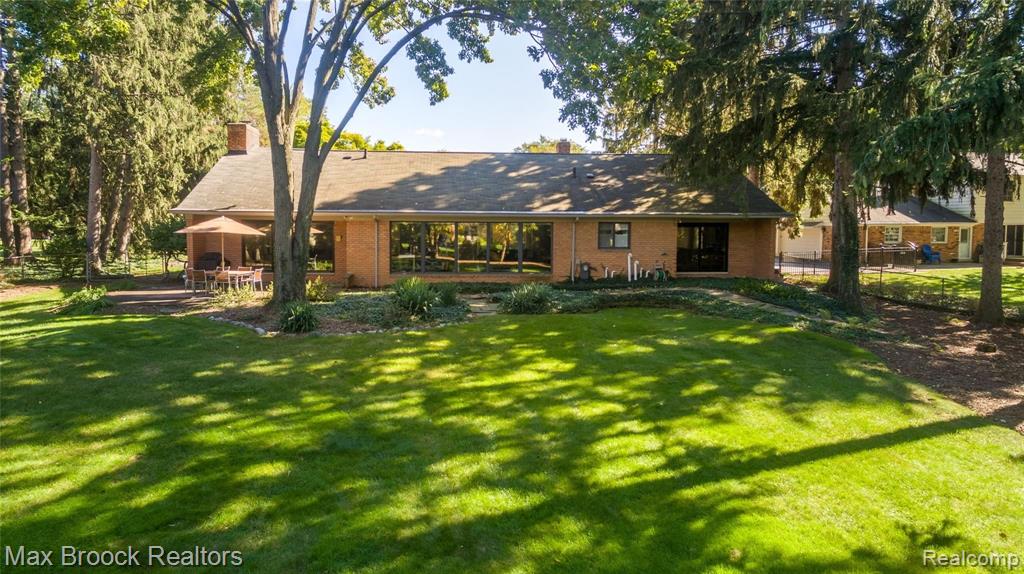 32481 Evergreen Road Beverly Hills, MI 48025 - Photo 23 of 57