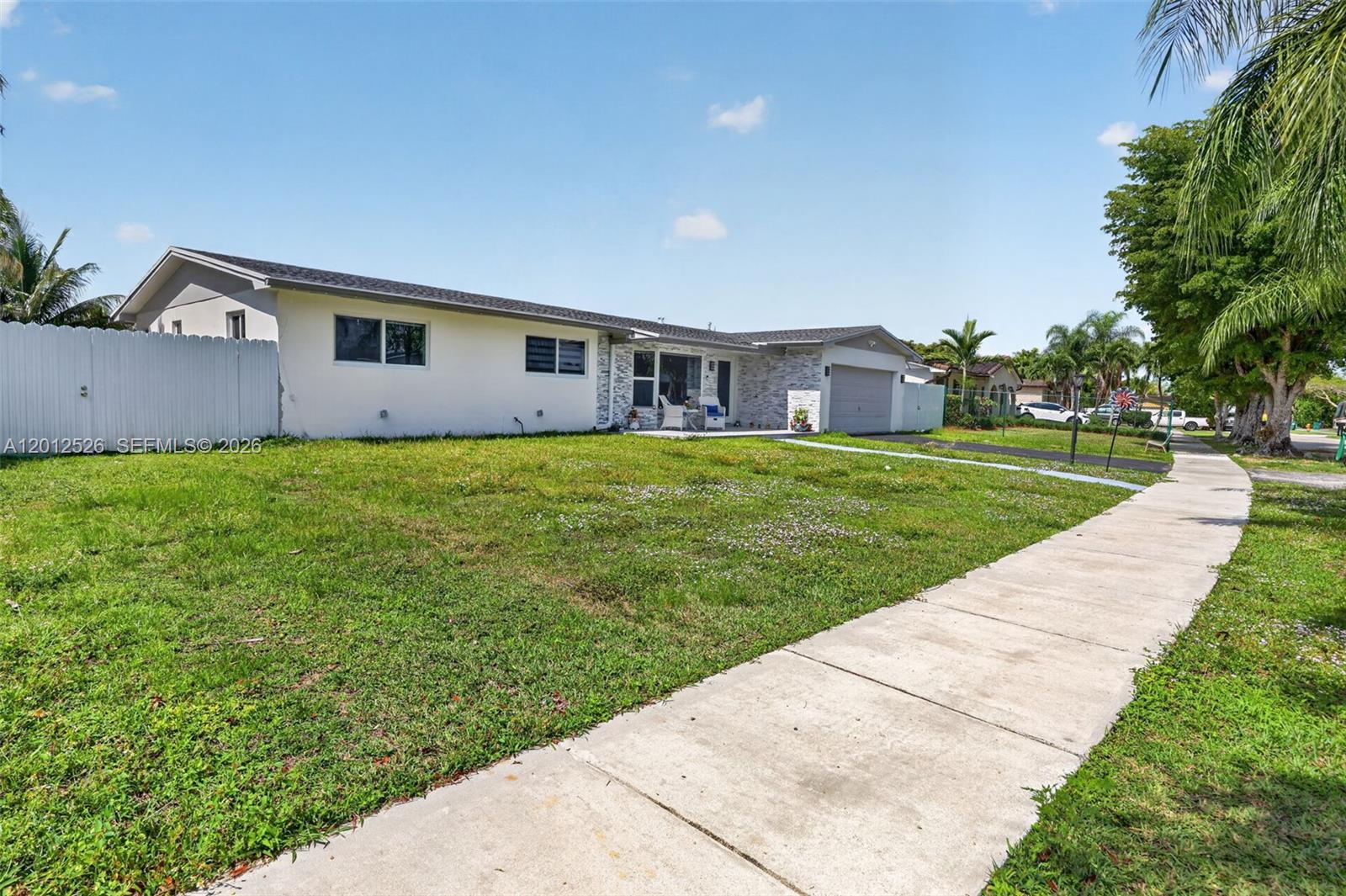 14234 Southwest 75th Terrace Miami, FL 33183 - Photo 59 of 61