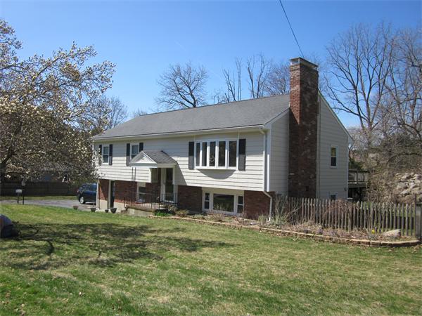 12 Fox Hill Road Framingham, MA 01701 - Photo 1 of 21 Gallery Image 1