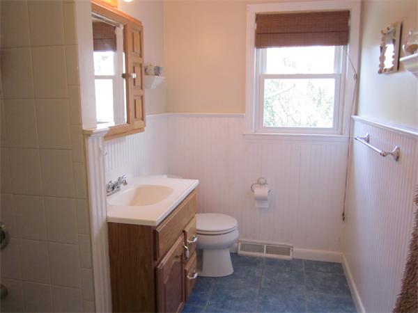 12 Fox Hill Road Framingham, MA 01701 - Photo 11 of 21 Gallery Image 11