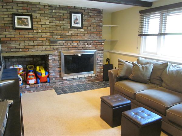 12 Fox Hill Road Framingham, MA 01701 - Photo 16 of 21 Gallery Image 16