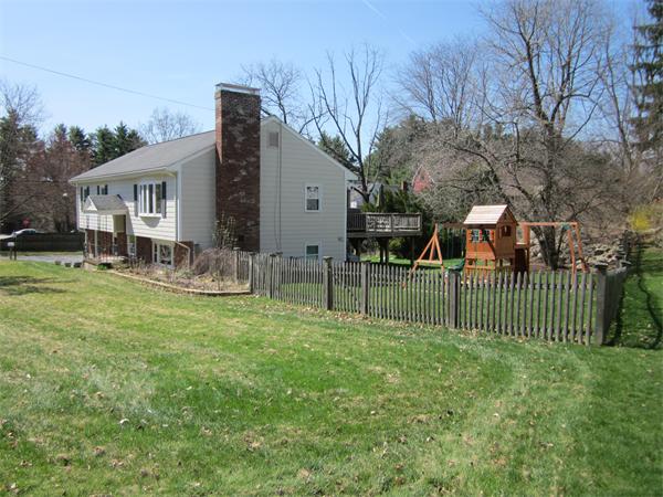 12 Fox Hill Road Framingham, MA 01701 - Photo 21 of 21 Gallery Image 21