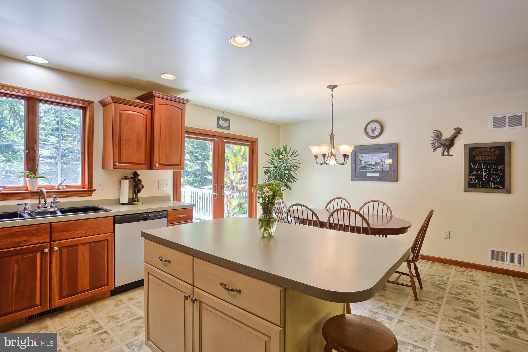 655 Forest Road Denver, PA 17517 - Photo 12 of 66