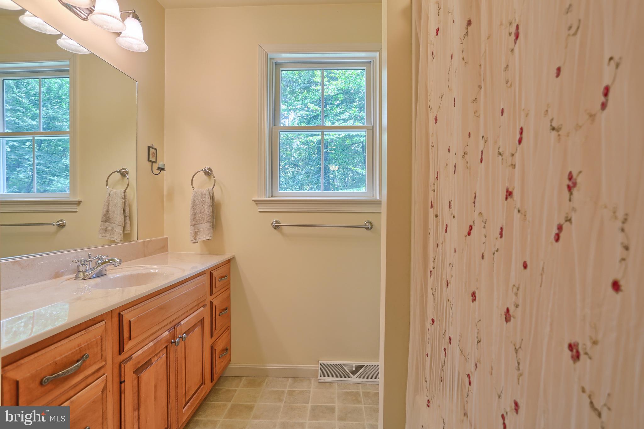 655 Forest Road Denver, PA 17517 - Photo 23 of 66 First floor full bath
