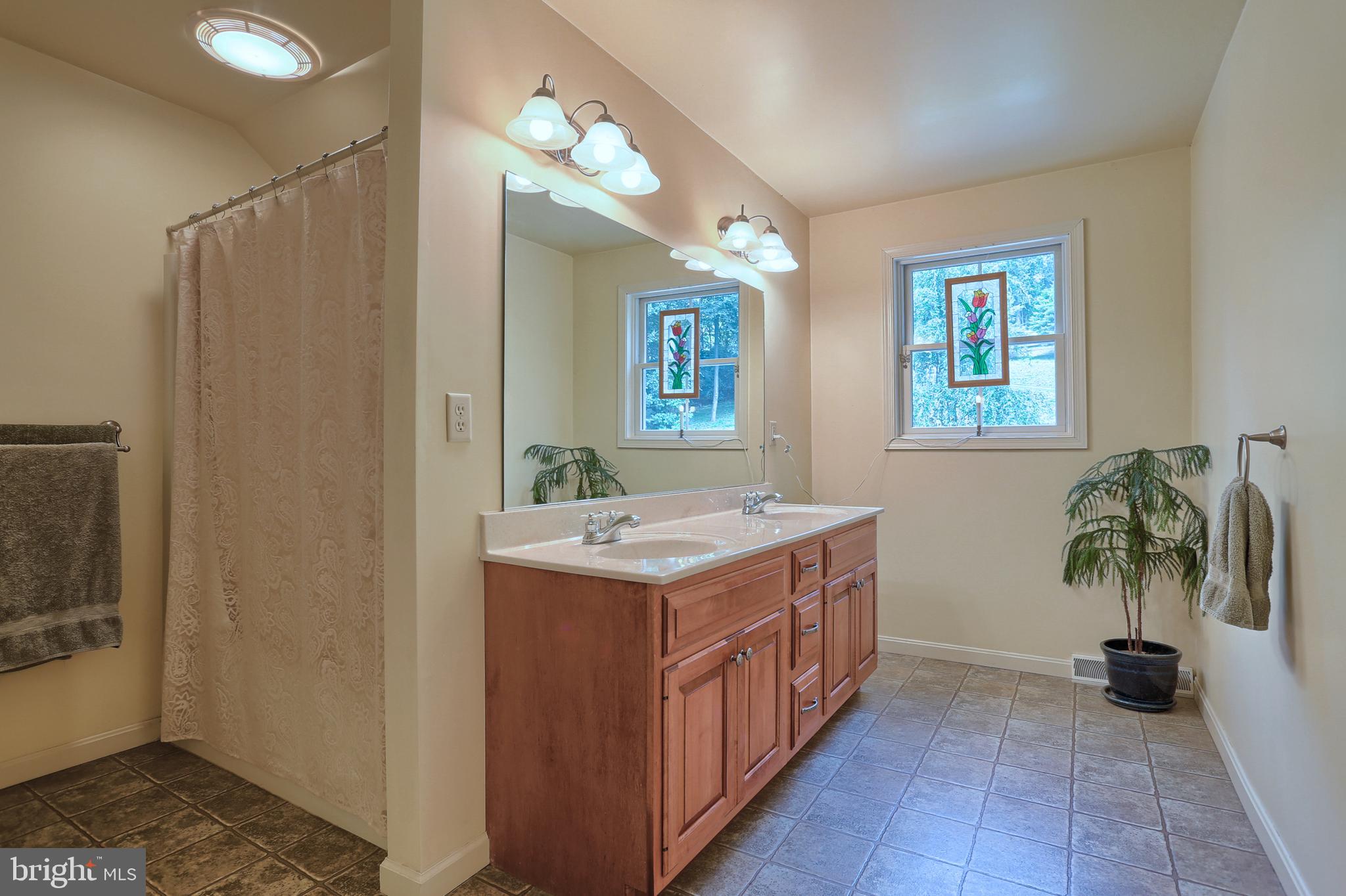 655 Forest Road Denver, PA 17517 - Photo 35 of 66 2nd Floor Master Bathroom