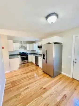 $2,300 | 56 Prescott Street, Unit C, Providence, RI 02908