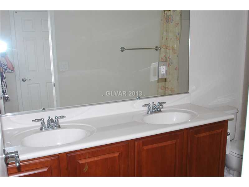 2587 Calanques Terrace Henderson, NV 89044 - Photo 10 of 15 Bathroom.