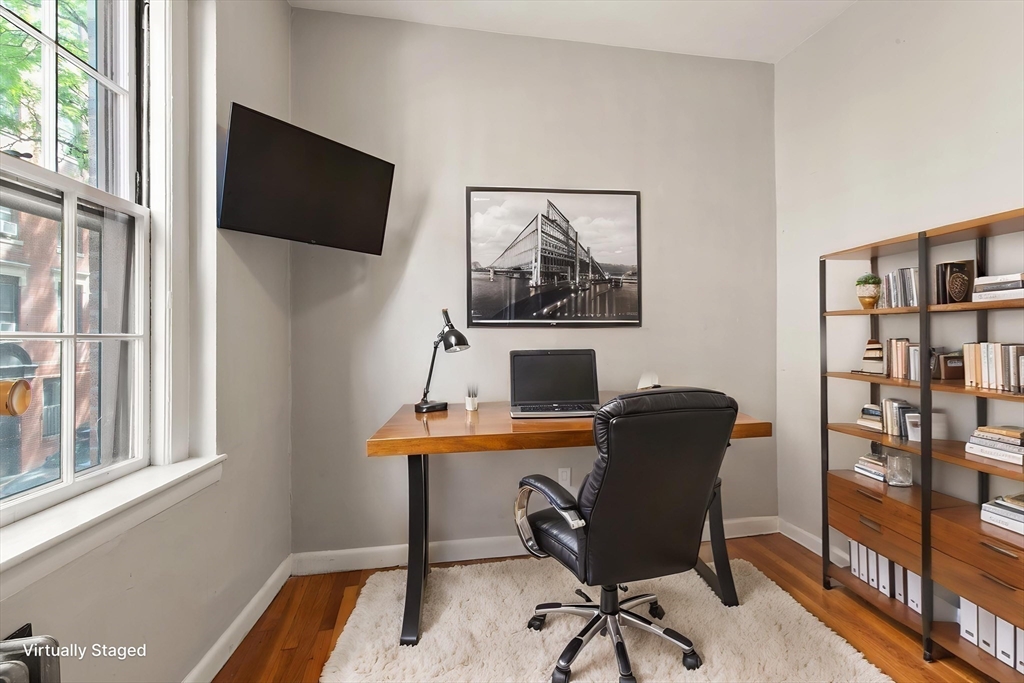 78 Phillips Street, Unit 3 Boston, MA 02114 - Photo 15 of 20