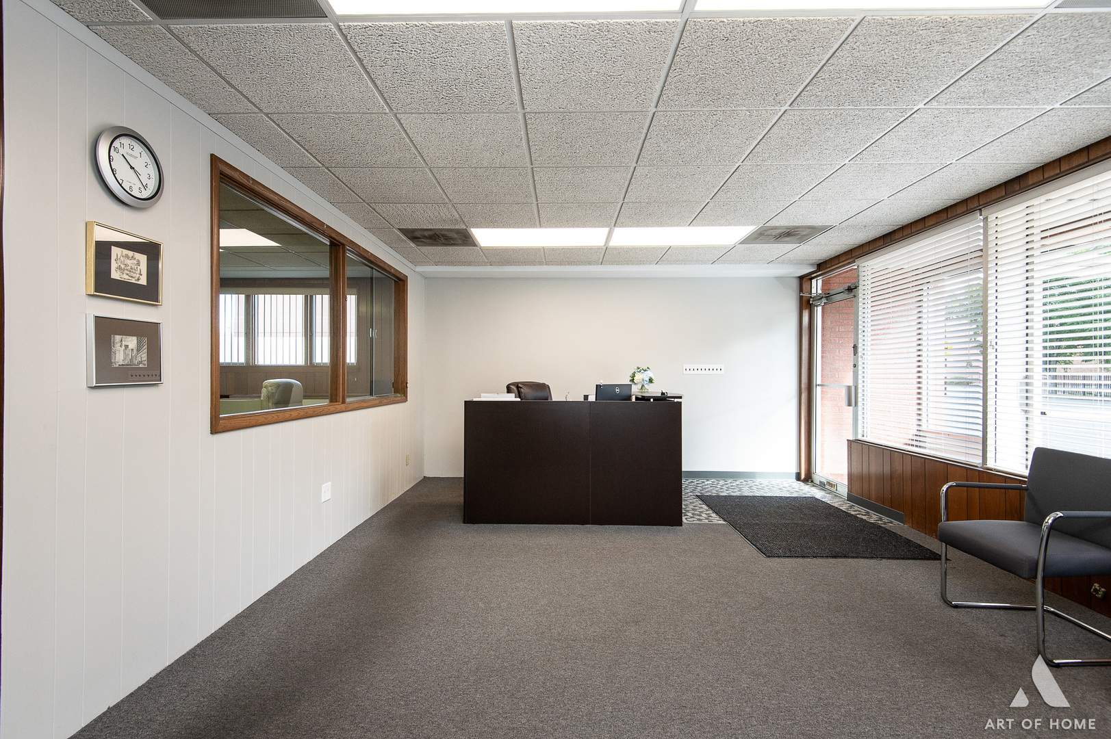 7922 South Pulaski Road Chicago, IL 60652 - Photo 21 of 96 a living room with furniture