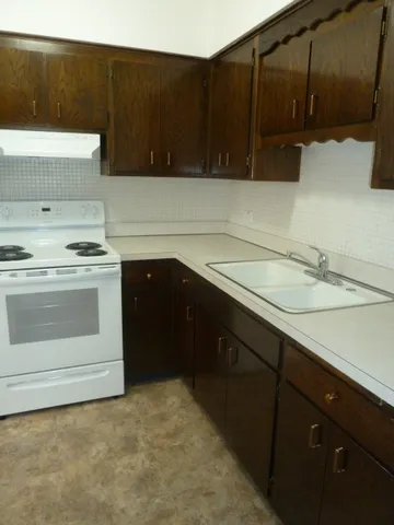 $1,250,000 | 7922 South Pulaski Road, Chicago, IL 60652