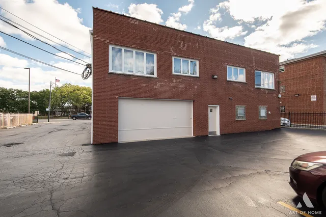 $1,250,000 | 7922 South Pulaski Road, Chicago, IL 60652