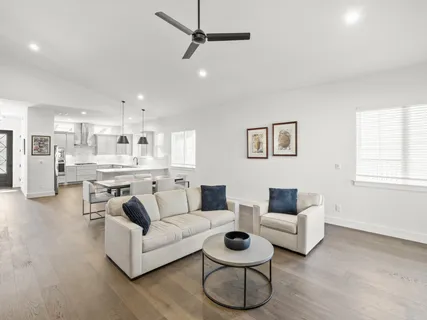 $500,000 | 170 Bunker Rnch Boulevard, Unit 59, Dripping Springs, TX 78620