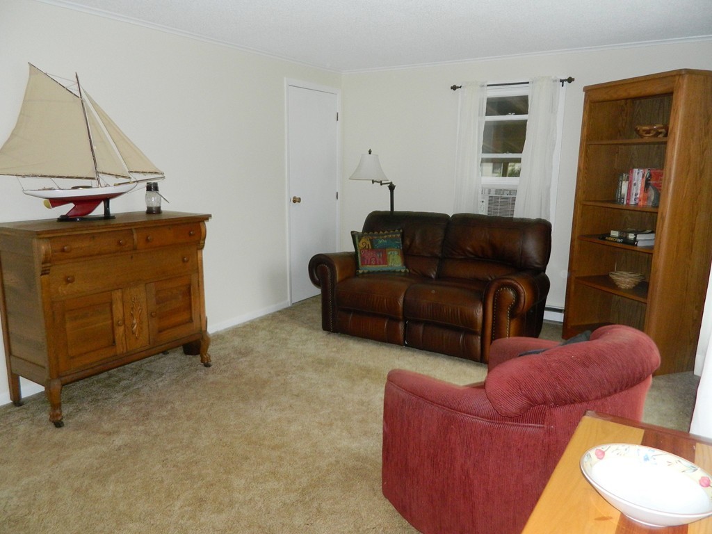 3 Sonning Road Beverly, MA 01915 - Photo 6 of 18 Gallery Image 6
