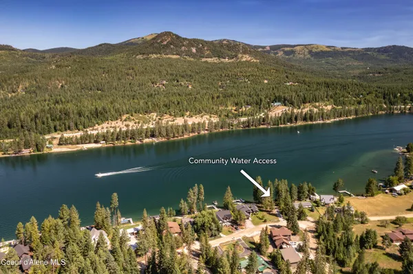 $529,900 | 1279 Gypsy Bay Road, Sagle, ID 83860