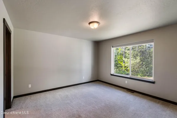 $529,900 | 1279 Gypsy Bay Road, Sagle, ID 83860