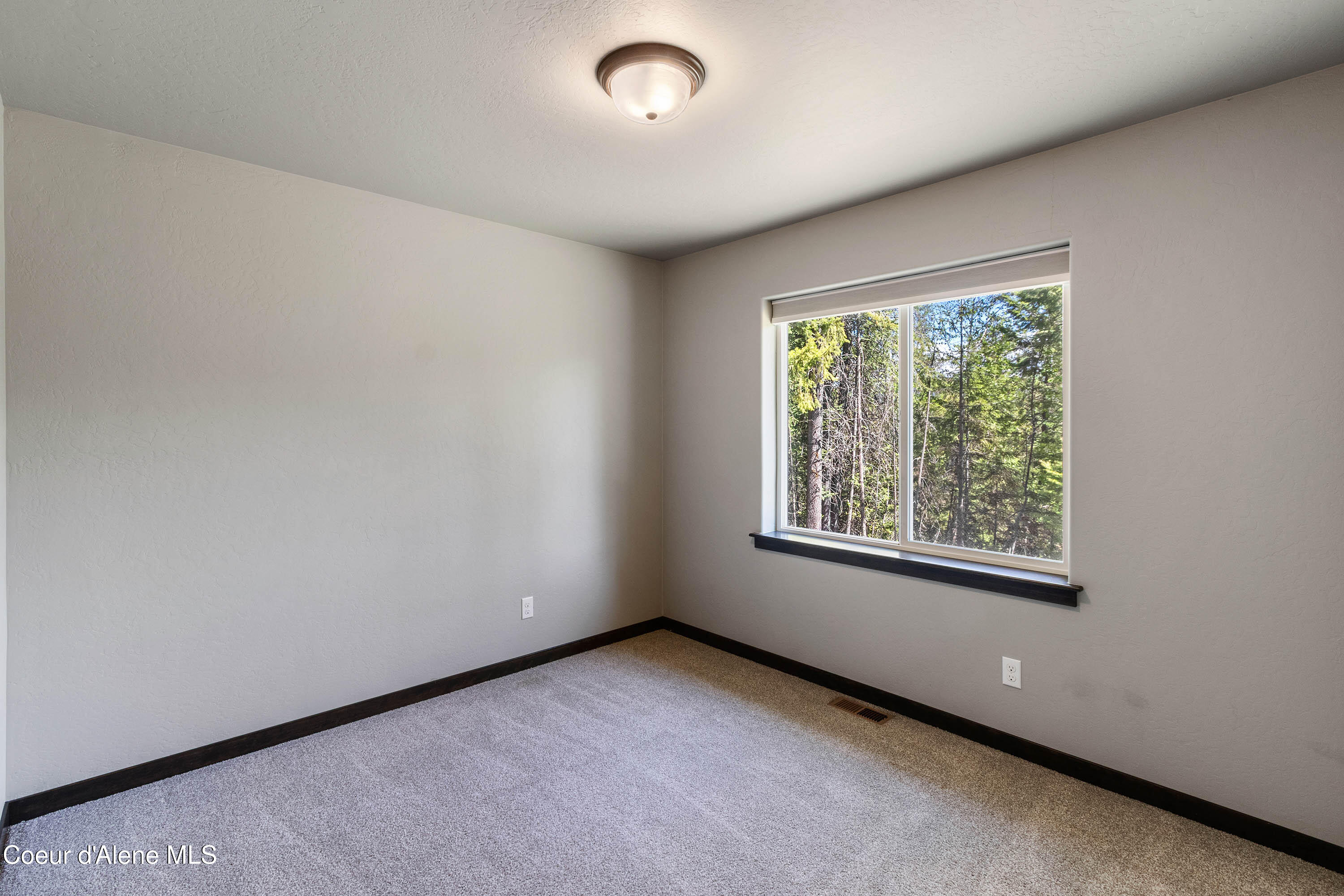 1279 Gypsy Bay Road Sagle, ID 83860 - Photo 19 of 37 Bedroom1