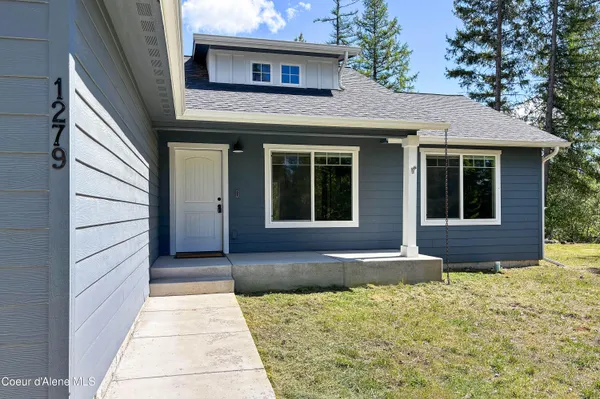 $529,900 | 1279 Gypsy Bay Road, Sagle, ID 83860