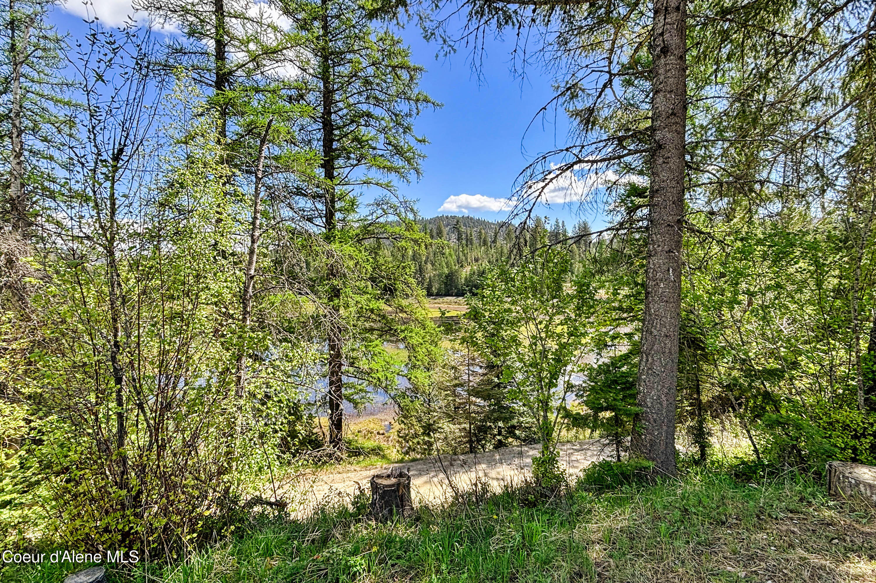 1279 Gypsy Bay Road Sagle, ID 83860 - Photo 25 of 37 Water Views