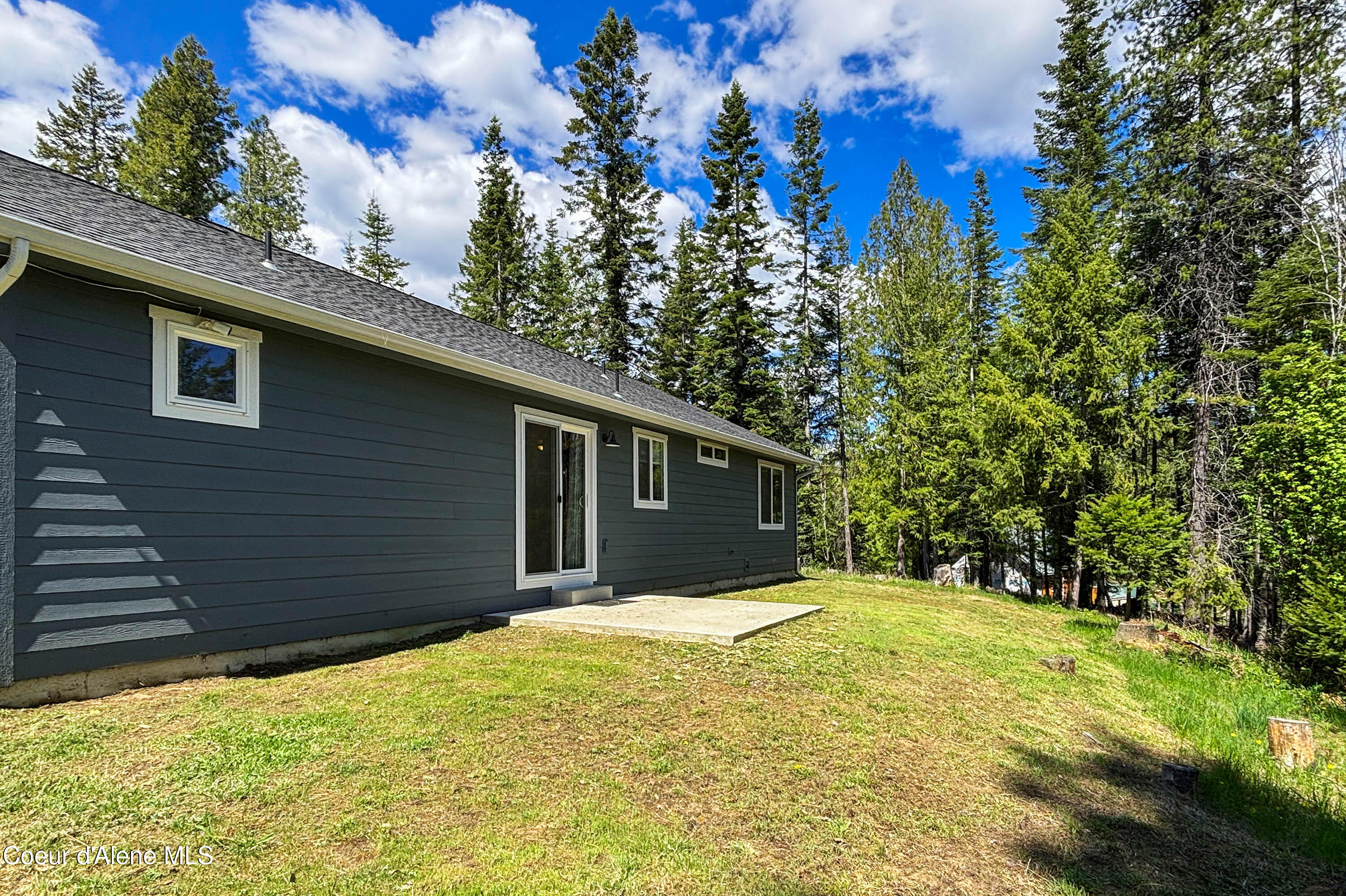1279 Gypsy Bay Road Sagle, ID 83860 - Photo 27 of 37 Back of Home