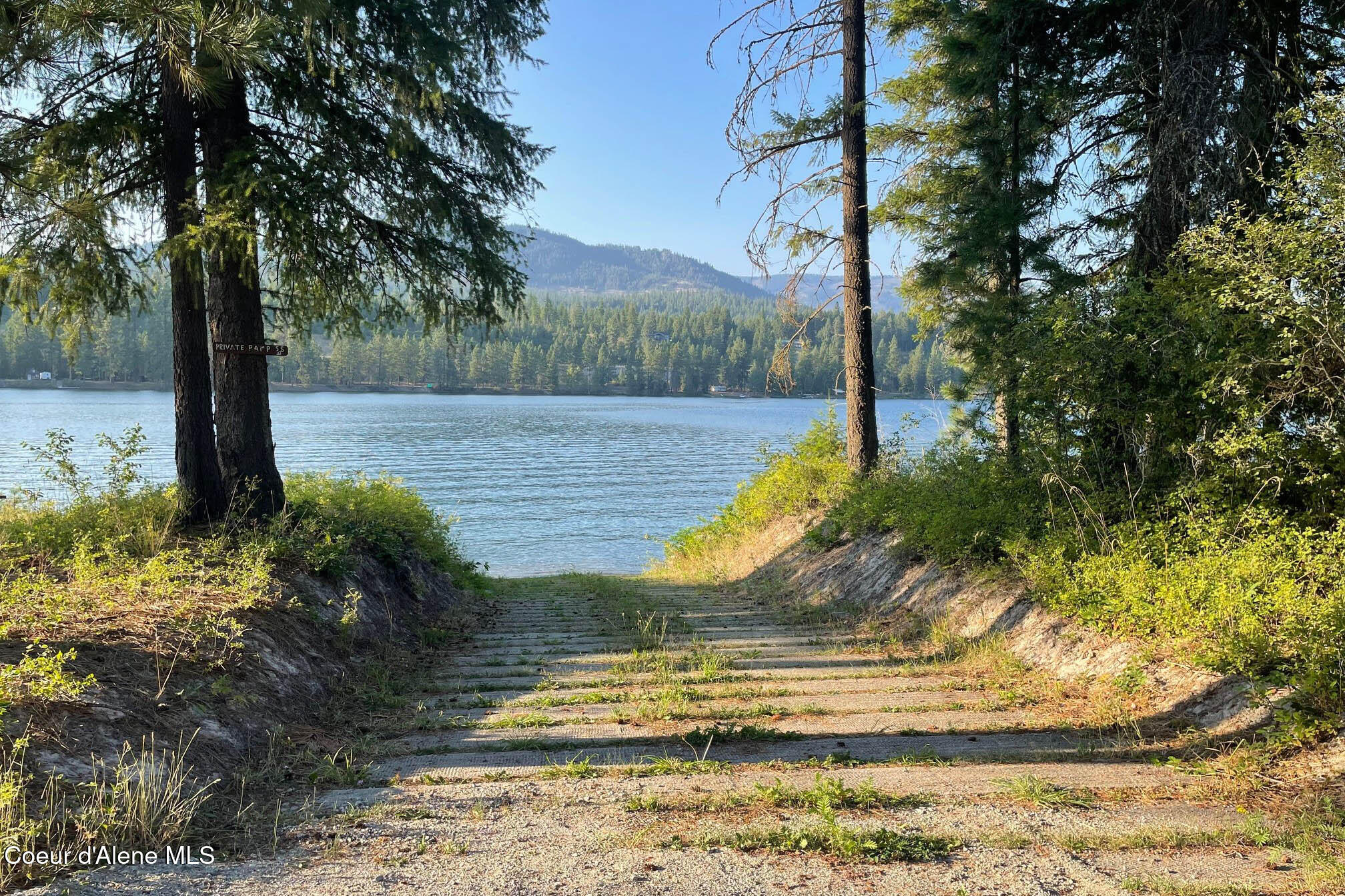 1279 Gypsy Bay Road Sagle, ID 83860 - Photo 29 of 37 SwanShoresIILaunchToWater