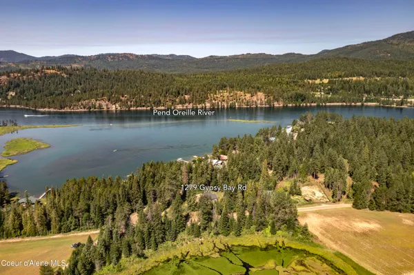 $529,900 | 1279 Gypsy Bay Road, Sagle, ID 83860