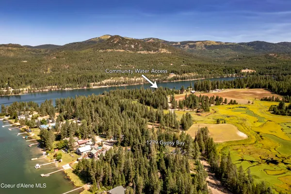 $529,900 | 1279 Gypsy Bay Road, Sagle, ID 83860