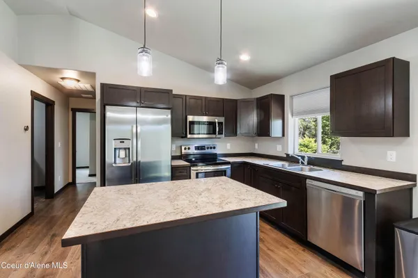 $529,900 | 1279 Gypsy Bay Road, Sagle, ID 83860