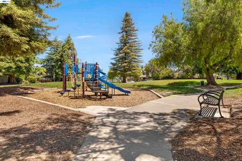$2,249,888 | 4216 Warbler Loop, Fremont, CA 94555