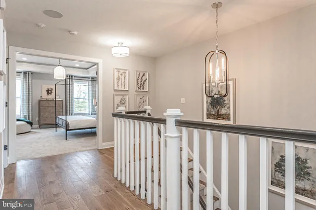 a view of an entryway with furniture