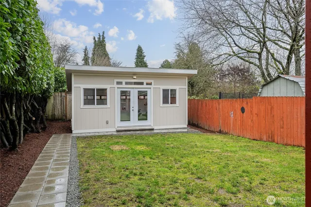 $650,000 | 1620 South 124th Street, Seattle, WA 98168