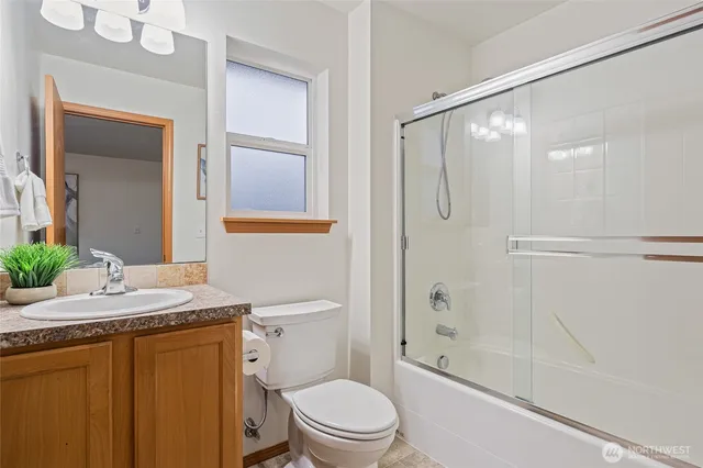 $650,000 | 1620 South 124th Street, Seattle, WA 98168