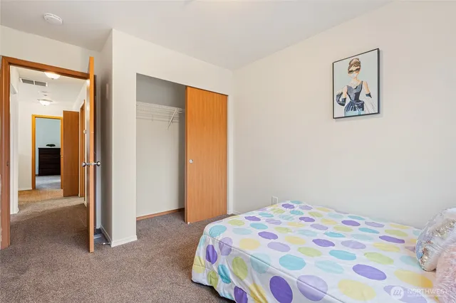 $650,000 | 1620 South 124th Street, Seattle, WA 98168