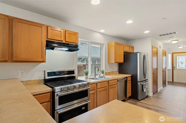 $650,000 | 1620 South 124th Street, Seattle, WA 98168