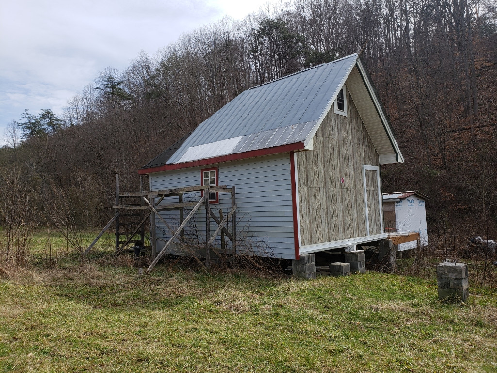 1312 Upper Caney Valley Road Tazewell, TN 37879 - Photo 13 of 35 Photo 13